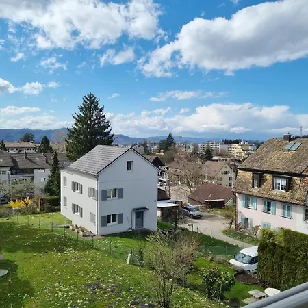 Apartment Einmalig Ruhige Attikawohnung Zurich
